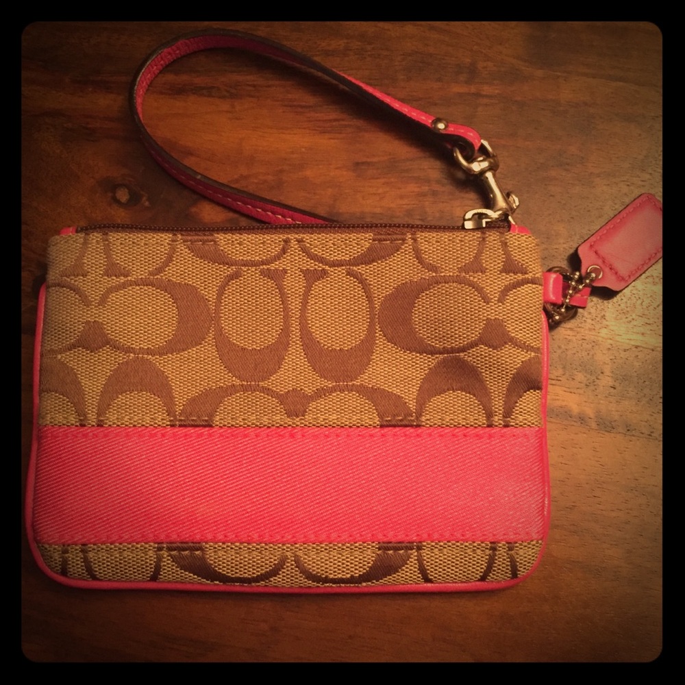 Coach Wristlet Brand New Classic Pink and Brown